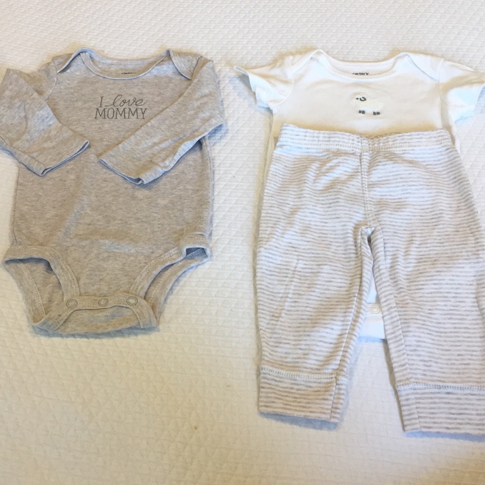 Carter’s Onesie Bundle (SET OF 3)
